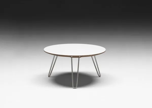 Bilde av Naver AK 1851 sofabord hvit corian topp - walnut 100 x 42 cm
