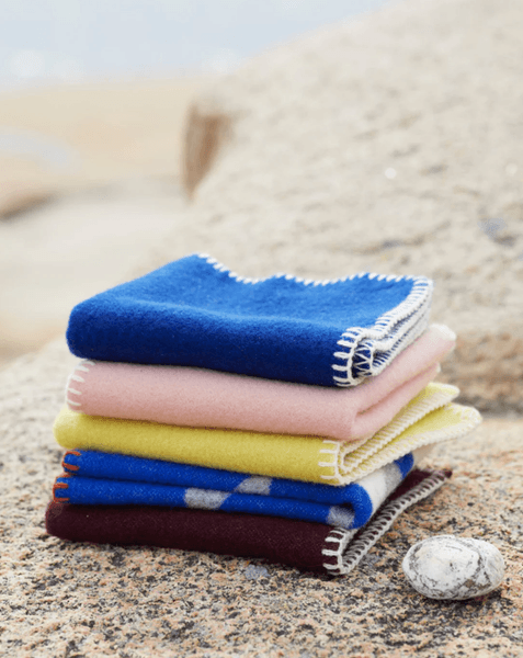 Hovedbilde Røros Tweed - Stemor deep blue seating pad