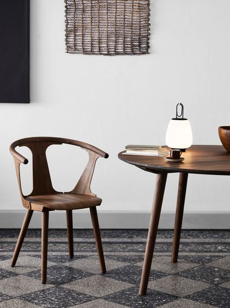 Bilde av &Tradition In Between Chair SK1, Oljet Valnøtt