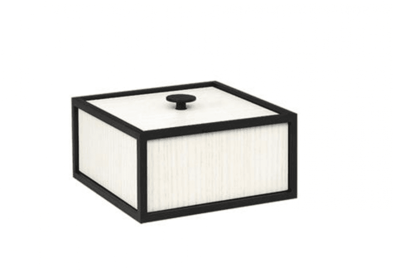 By Lassen Frame Boks 14, Utstilling